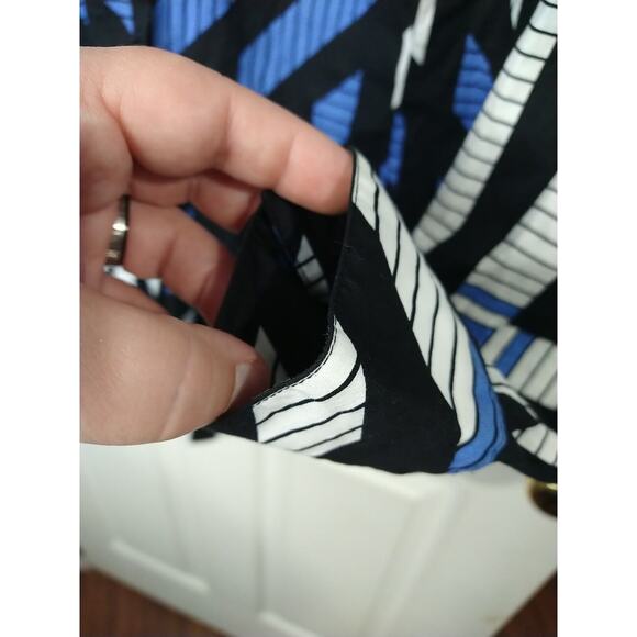 Worthington Woman 6 Blouse Collared Button Blue White Black Professional... - Picture 7 of 9